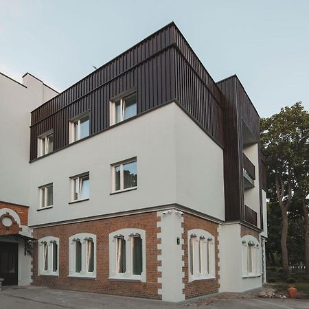 Roze Park Rooms Liepāja Exterior foto